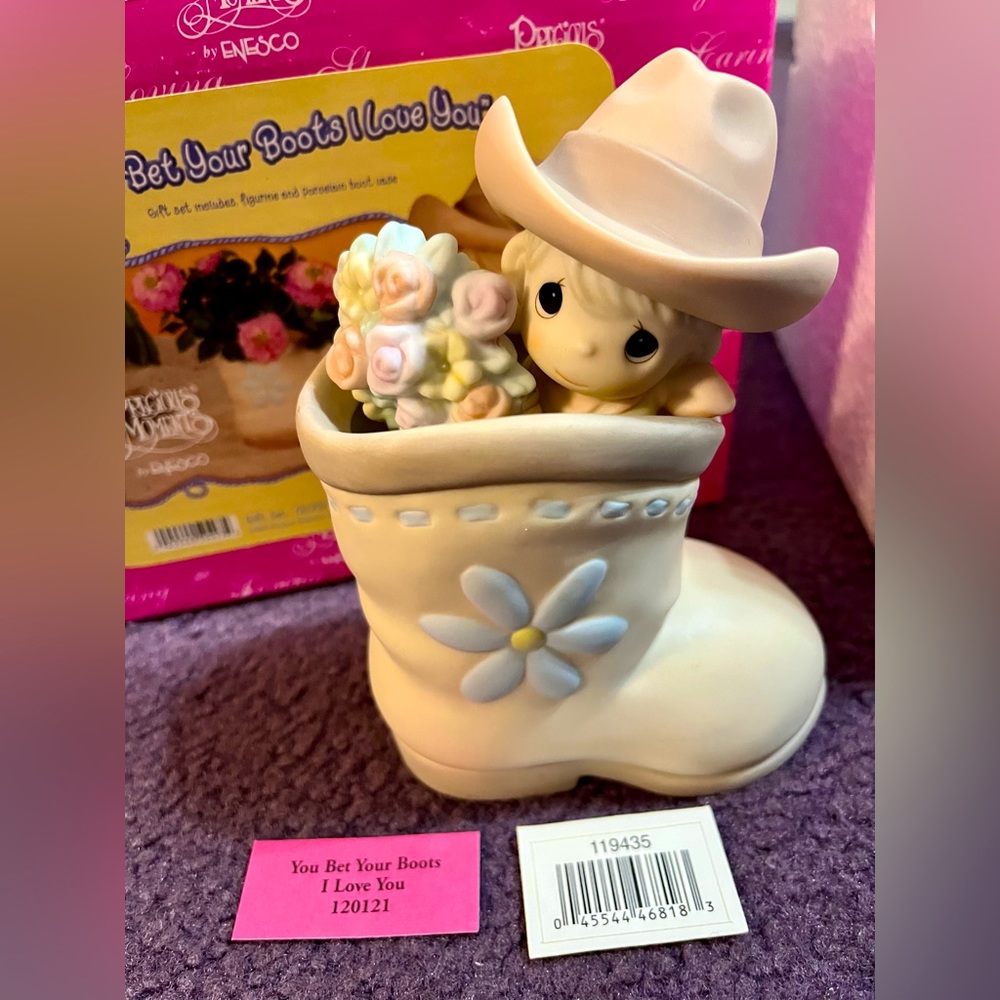 Precious Moments Cowboy GIFT SET--“You Bet Your Boots I Love You,” #120121.